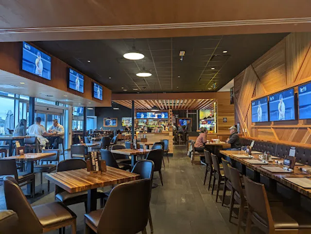 Match Eatery & Public House - Hanover