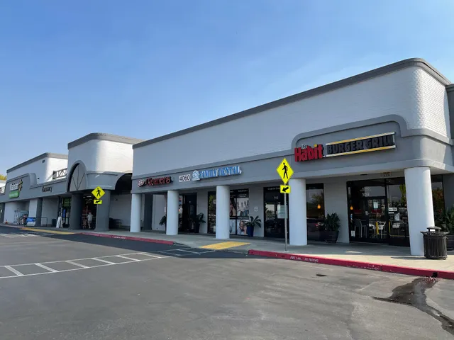 Sierra Oaks Plaza Center