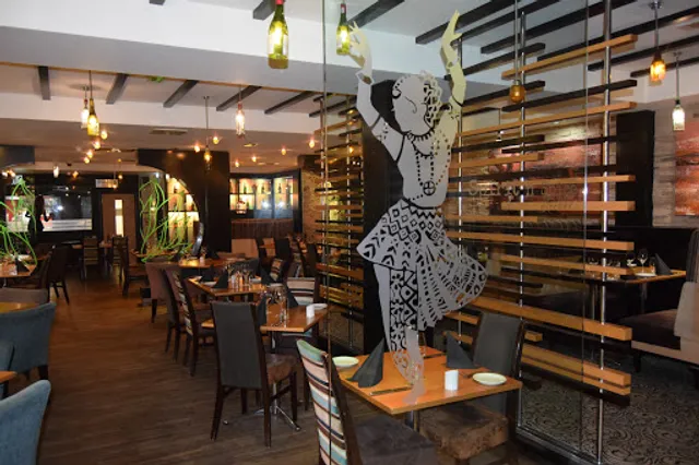 Spirit 'n' Spice Bar & Kitchen