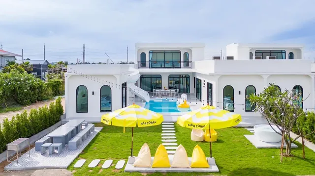 Mar Coral Pool Villa