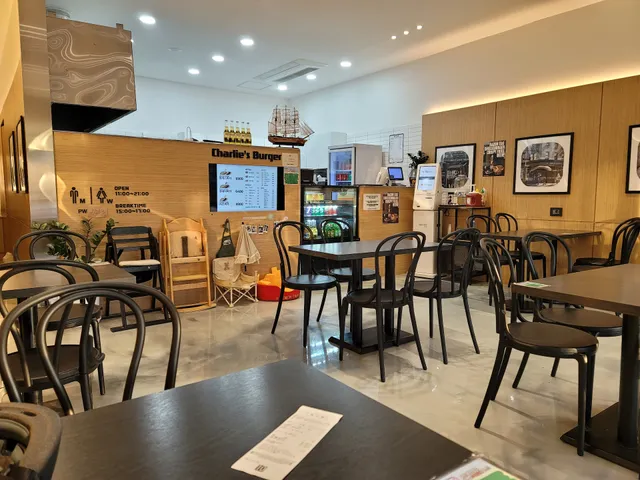 찰리스버거 구성점