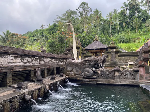 Tirta Empul Ceremony