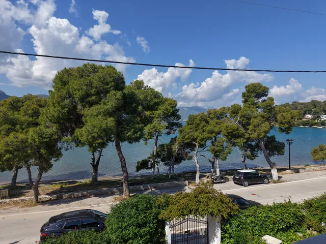 Seaview Apartment Poros