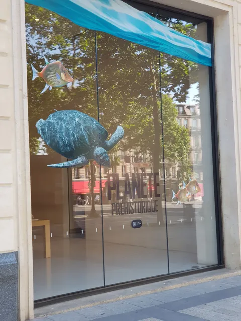 Apple Champs-Élysées