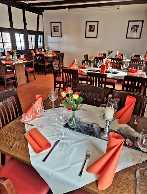 Zur Turnhalle Offheim