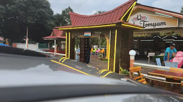 D HUDA TOMYAM SEAFOOD