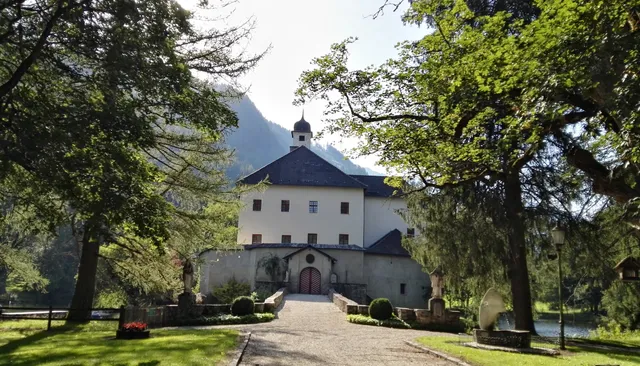 Ferienwohnung Schloss Dornbach