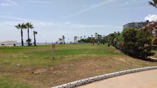 APARTAMENTOS 1 LINEA URB.MARINA DOR