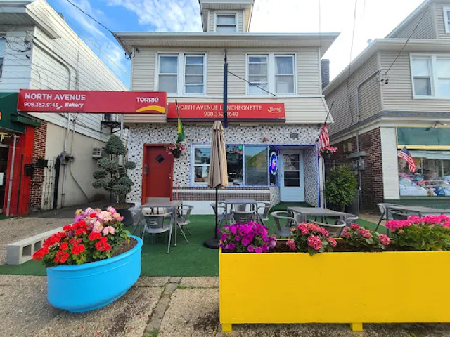 Dreams Restaurant American Ecuadorian & Colombian Food