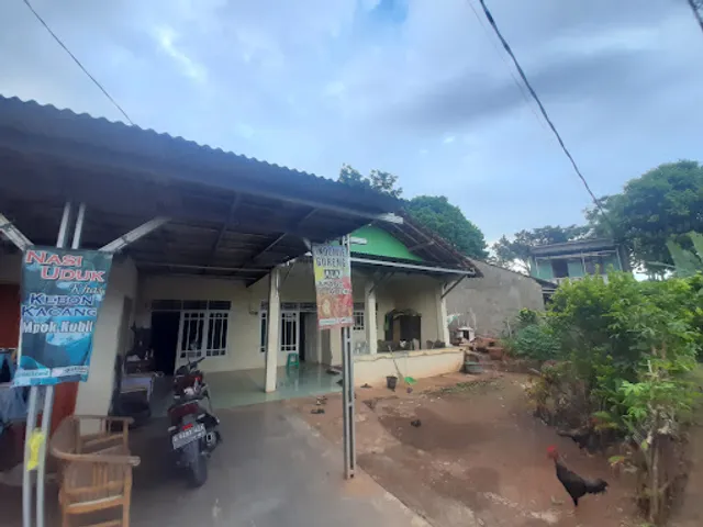 Nasi Uduk Khas Kebon Kacang Mpok Kubil