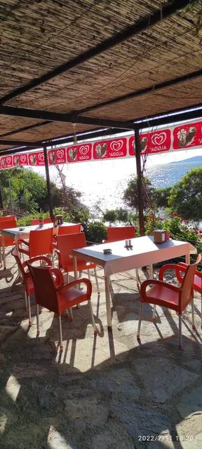 Deniz Residence Beach & Restaurant