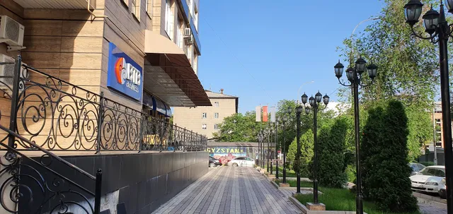 Madison Ave Hotel Bishkek