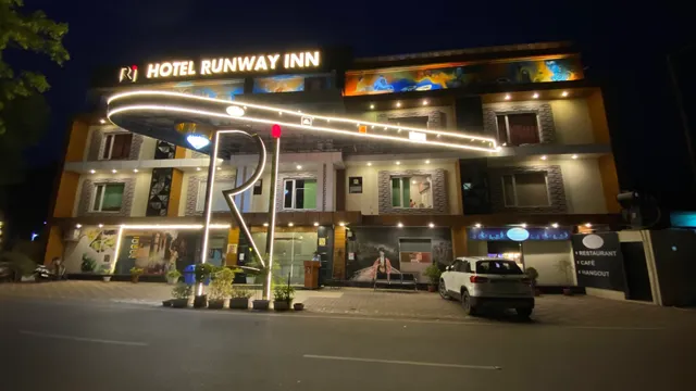 Hotel Runway Inn Varanasi