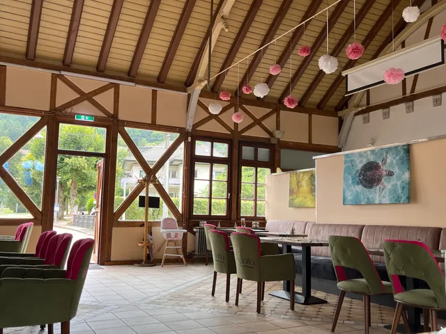 Nova Café Restaurant