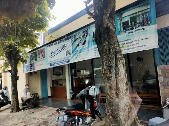 Gudeg dan Pecel Lumintu Jember