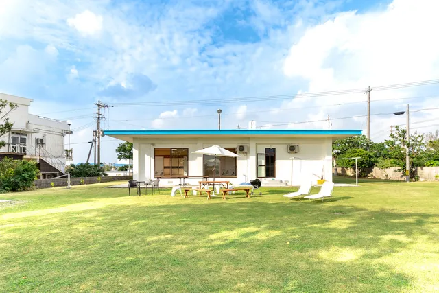 Green Beach Ie Island