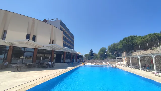 Çeşme Uygulama Oteli