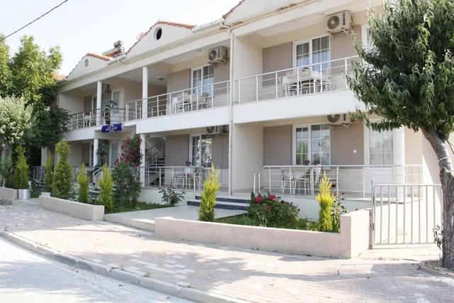 Abroz Apart Hotel