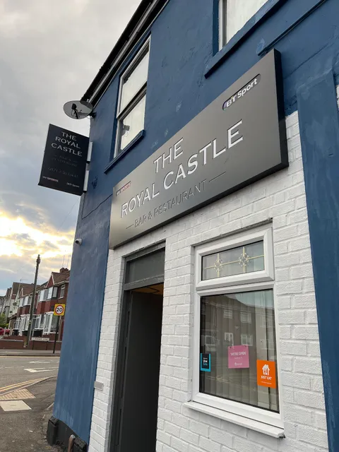 The Royal Castle Bar and Restaurant