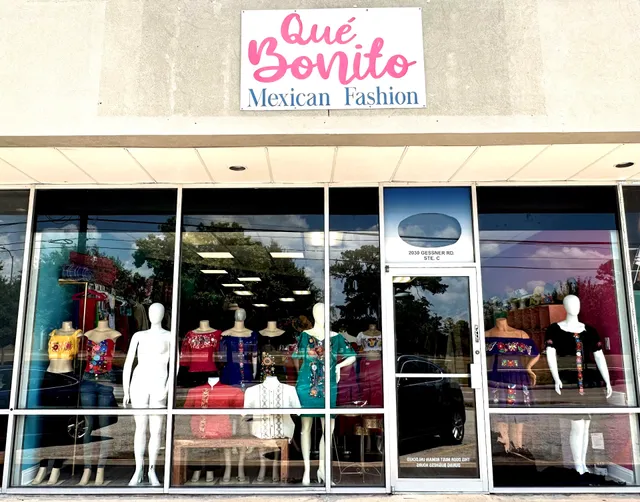 Que Bonito Mexican and Fashion