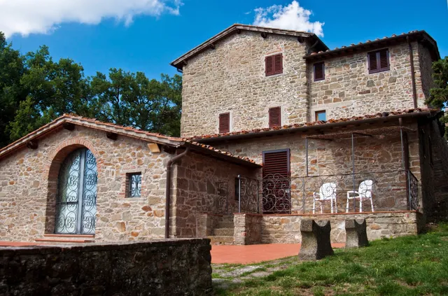 Farmhouse La Camporena