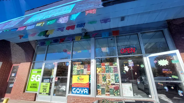 Orquídea Latín Market