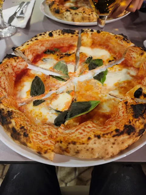 Salento Pizzeria Spaghetti 17 Resturante