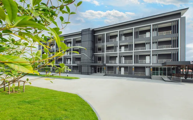 Tankhun Buriram Hotel (โรงแรมแทนคุณบุรีรัมย์)