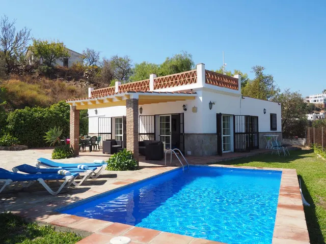 Nerja Paradise Rentals - Villa Los Girasoles