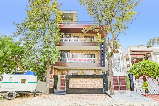 OYO Hotel Sunrise Residency