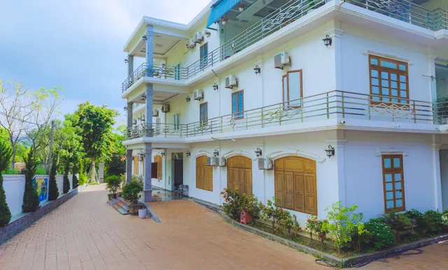 Khách sạn Sơn Lâm - Son Lam Hotel