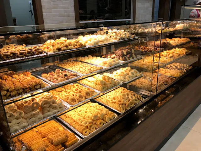 Panificadora e Confeitaria Pim-Pão