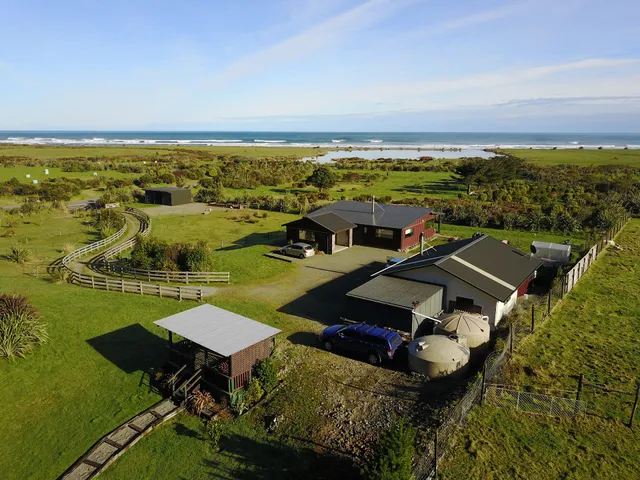 Koru B&B Homestay and Cabin