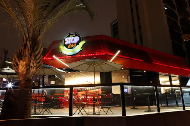 Stop Dog Moema - Hot dog e hamburguer