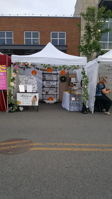 Kendall Yards Night Market