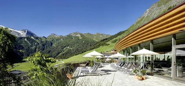 Hotel Berghof Crystal Spa & Sports Hintertux