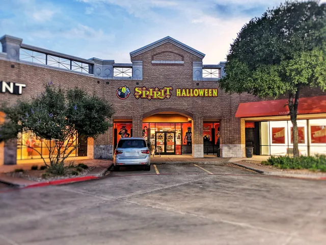 Spirit Halloween