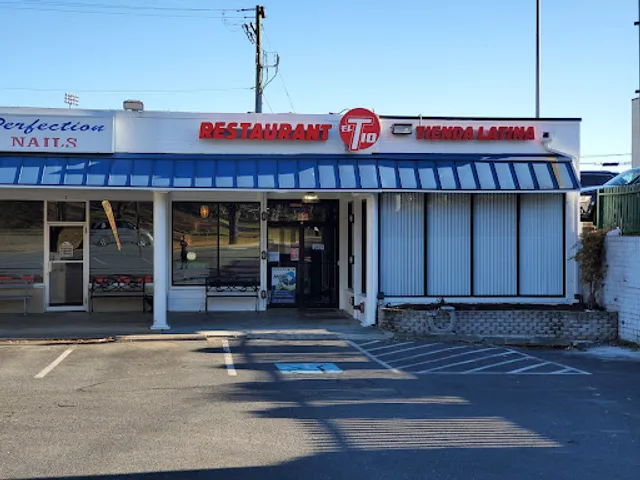 El Tio Restaurant y Tienda