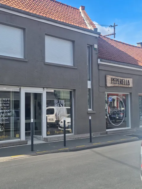PEPERELLA NEGOZIO