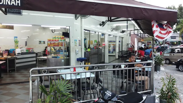 Restoran Madinah Seri Manjung