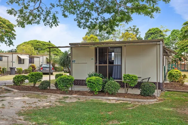 First City Caravilla