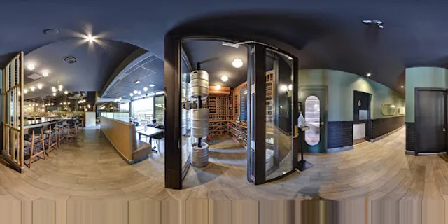 Restaurant et bar St-Hubert