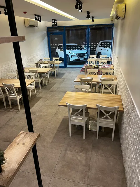 Fishline Seafood Restaurant Hamad Town