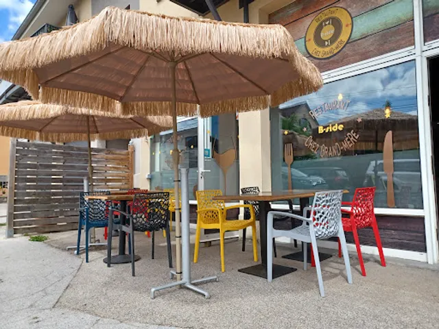 Chez Grand Mère - L'insolite