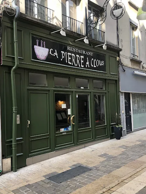 La Pierre à Clous