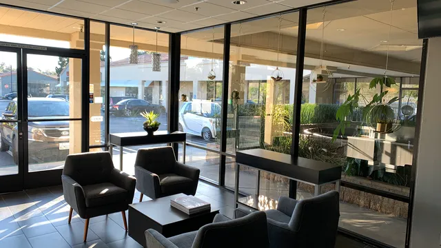 Howard Jones salon & spa