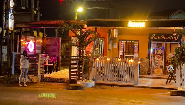 BON FEELING Restaurant & Lounge