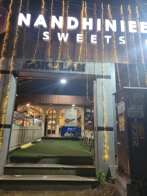 Nandhiniee Sweets