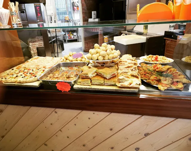 Pizzeria Totò e Peppino.