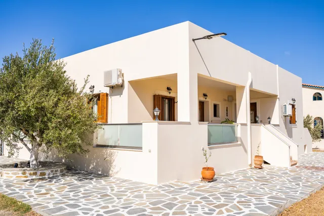 OLIVE STUDIOS KARPATHOS: "a place to unwind!"